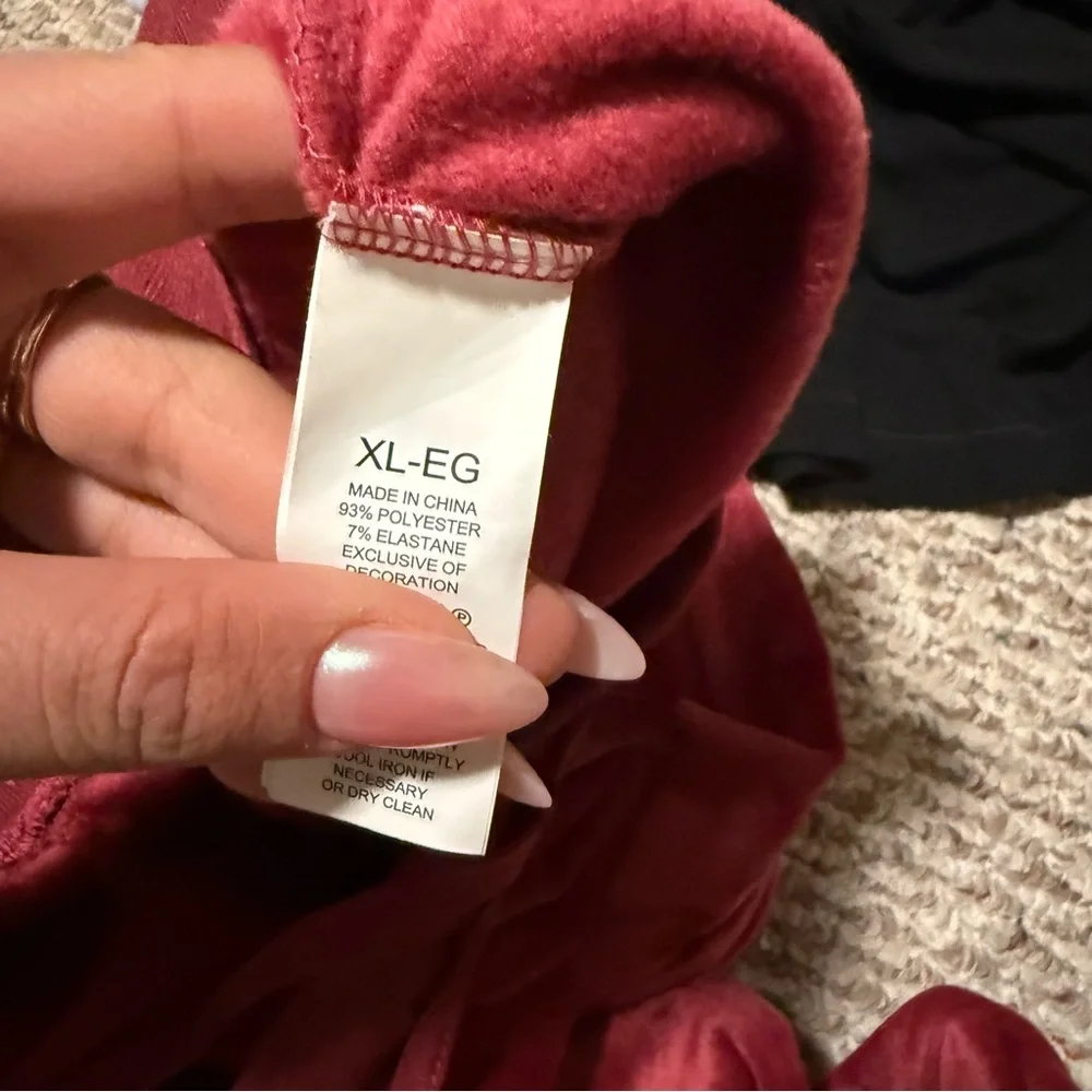 Kate Spade Velour “Sparkle & Shine” Pajama Jogger Set Pink Burgundy- Size XL